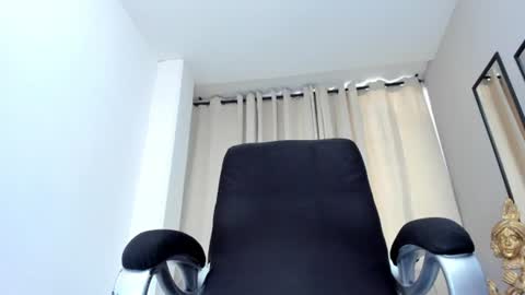 violeta_tepes online show from August 15, 5:17 pm