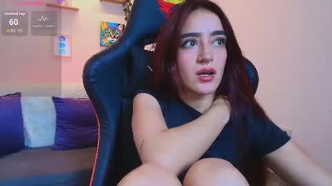 violeth_rosse_ online show from August 12, 5:15 pm