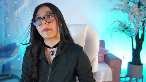 violetjonesx online show from August 1, 6:14 pm