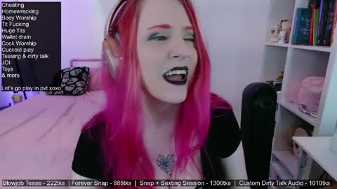 Violet October online show from April 11, 8:44 am