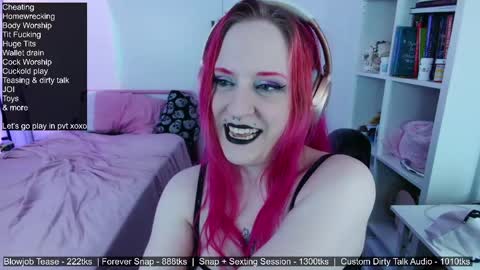 Violet October online show from April 12, 11:33 am