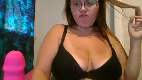 VioletSunflower online show from August 16, 10:58 pm