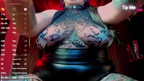 violett_8 online show from August 1, 5:46 am