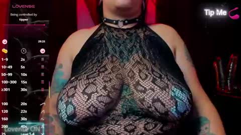 violett_8 online show from August 1, 10:43 am