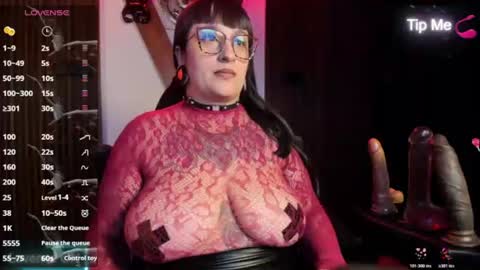 violett_8 online show from August 17, 8:58 pm