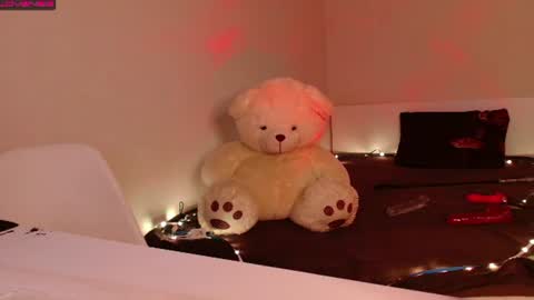 violetta_blade online show from September 4, 4:33 pm
