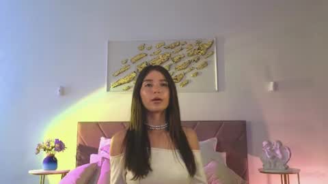 violetta_finch online show from August 3, 6:37 pm
