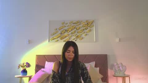 violetta_finch online show from August 4, 4:04 pm