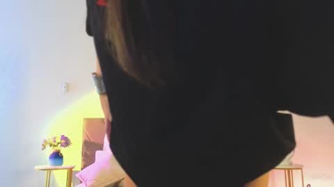 violetta_finch online show from August 5, 11:41 am
