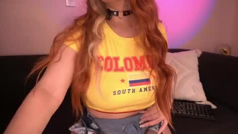 violetta_swift_ online show from June 18, 2:33 am