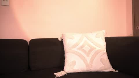 violetta_swift_ online show from August 2, 5:03 am