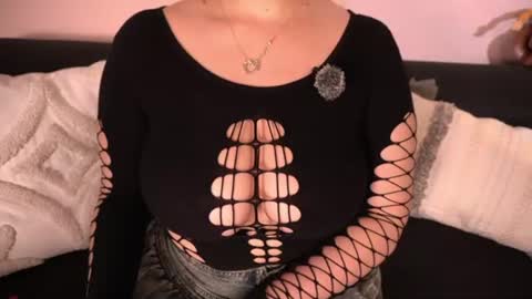 violetta_swift_ online show from August 10, 4:25 am