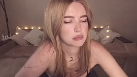 ViolettaOtis online show from August 5, 3:43 pm
