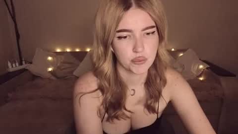 ViolettaOtis online show from August 9, 5:36 pm
