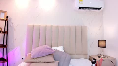 violettarousee online show from July 29, 11:12 pm