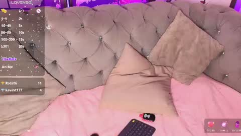 violettenoi online show from August 14, 9:07 pm