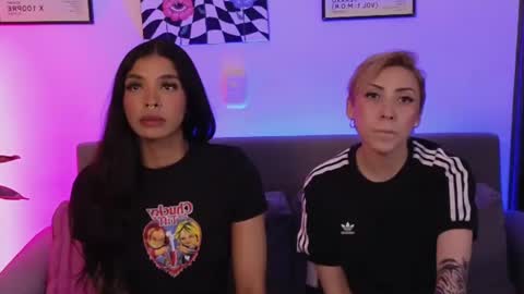 Violet online show from August 9, 2:01 am