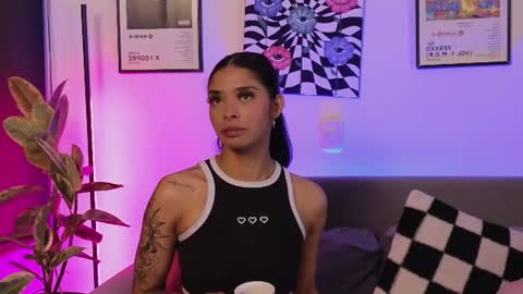 Violet online show from August 11, 1:07 am