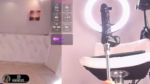 violetwinters_ online show from August 10, 3:41 am