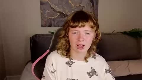 Violet online show from August 14, 5:33 am