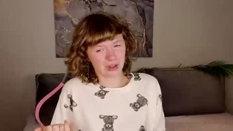 Violet online show from August 14, 7:45 am