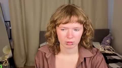 Violet online show from August 15, 6:28 am