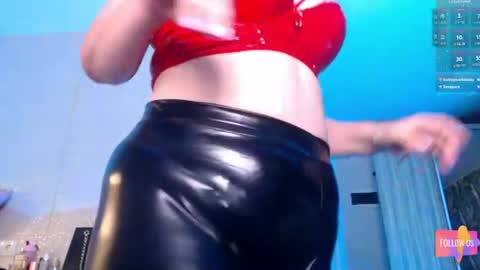 vip sweetness online show from July 9, 4:12 pm