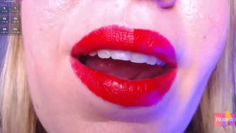 vip sweetness online show from August 4, 4:26 pm