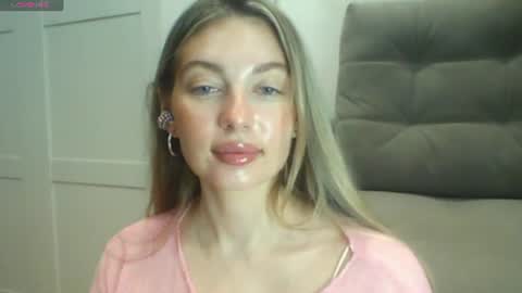 emma online show from August 24, 3:30 pm