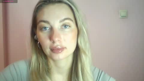 emma online show from August 25, 11:56 pm