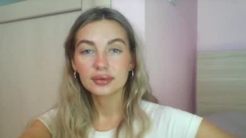 emma online show from August 31, 1:56 pm