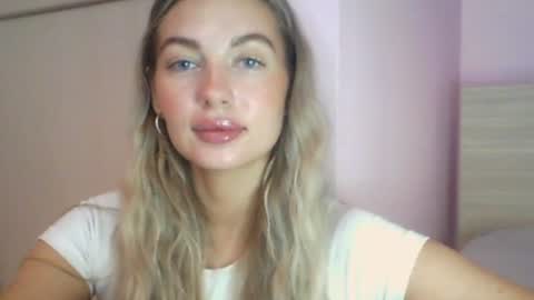 emma online show from August 31, 8:31 pm