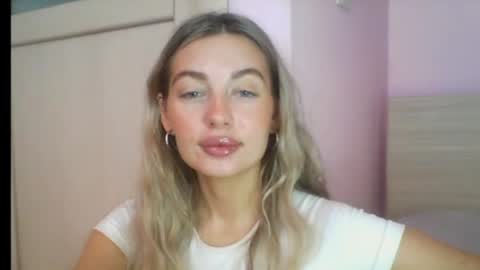 emma online show from September 5, 2:55 pm