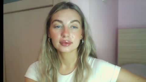 emma online show from September 5, 4:12 pm