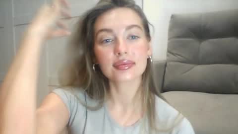 emma online show from September 9, 12:57 pm