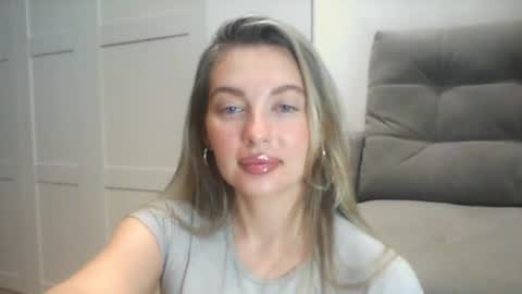 emma online show from September 9, 11:39 pm