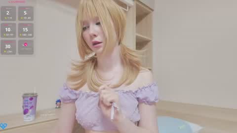  Lily  online show from July 6, 1:47 pm