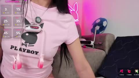 Jane  online show from May 19, 9:32 am
