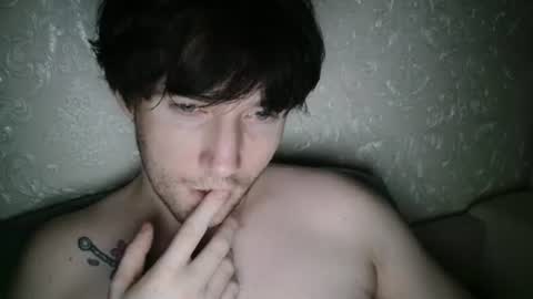 vitiligoboyy online show from July 8, 12:03 am