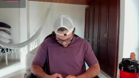 Lucas Vito Ferrer online show from August 2, 9:11 pm