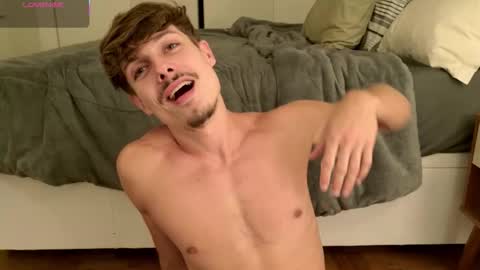 vitoraugustoxxx online show from May 29, 10:23 pm