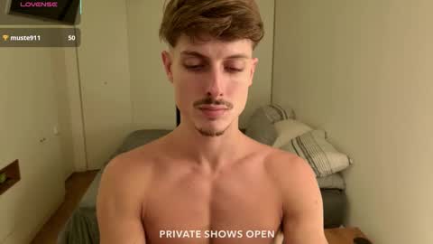 vitoraugustoxxx online show from June 4, 10:03 pm
