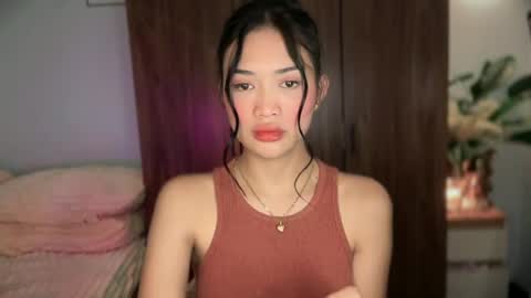 Vivian online show from July 24, 1:52 am