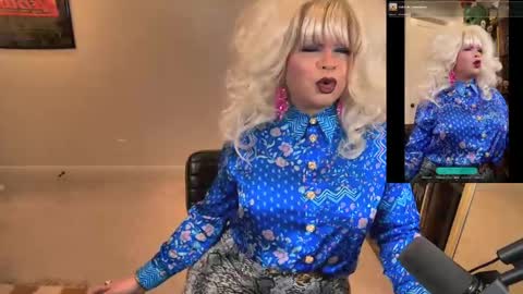 VivianFrosty online show from May 17, 5:41 am