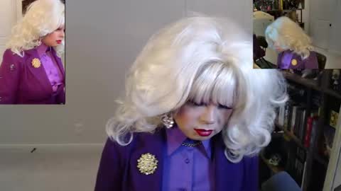 VivianFrosty online show from August 16, 4:38 am