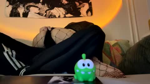 vivianglow online show from July 14, 10:43 pm