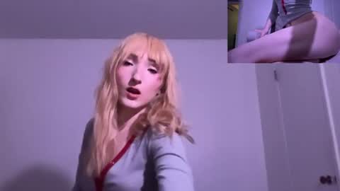 vivian layy online show from June 25, 2:03 am