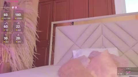 Vivi online show from August 1, 1:17 pm