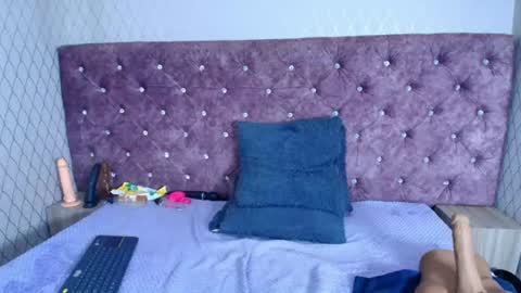 vivianrose3x online show from August 14, 7:01 am