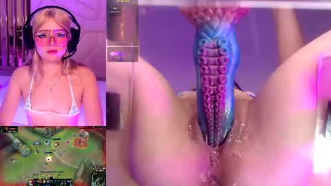 Vivian online show from August 10, 2:46 am